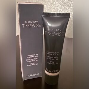 Mary Kay TimeWise Luminous 3D Foundation | Ivory | Medium–Full Coverage | 1 oz